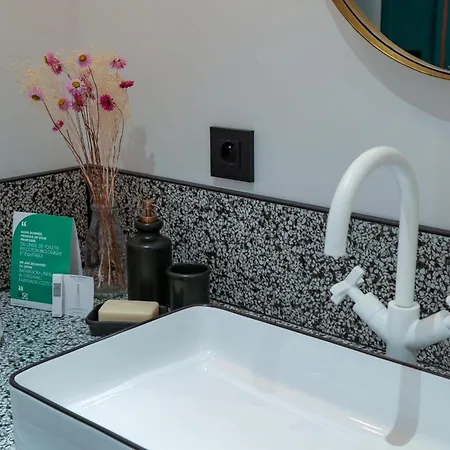 Astoria An Urban Aix-les-Bains