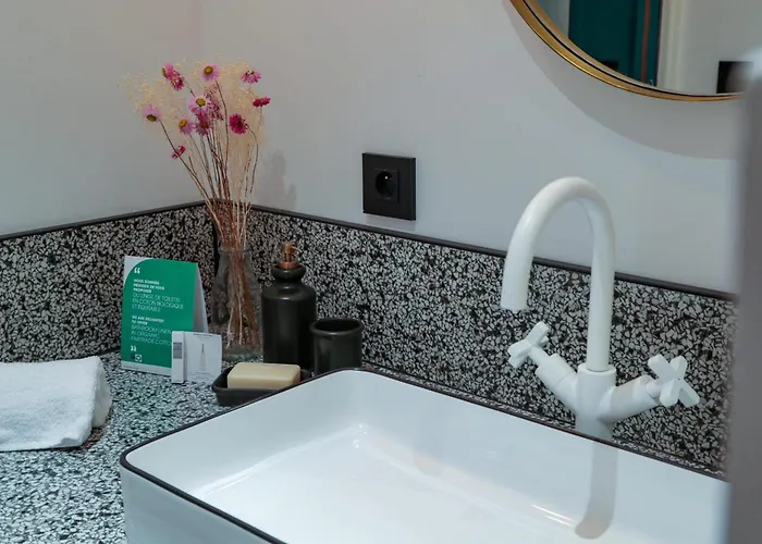 Astoria An Urban Aix-les-Bains